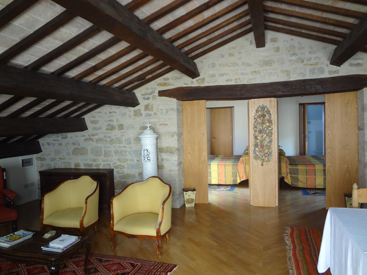 Castello Di Magrano Guest House Carbonesca Exterior foto