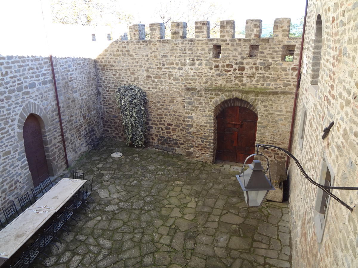Castello Di Magrano Guest House Carbonesca Exterior foto