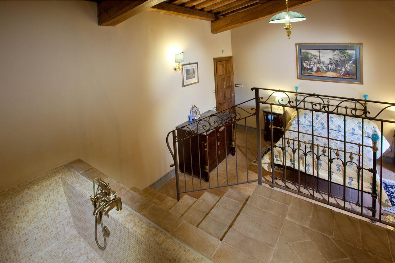 Castello Di Magrano Guest House Carbonesca Exterior foto