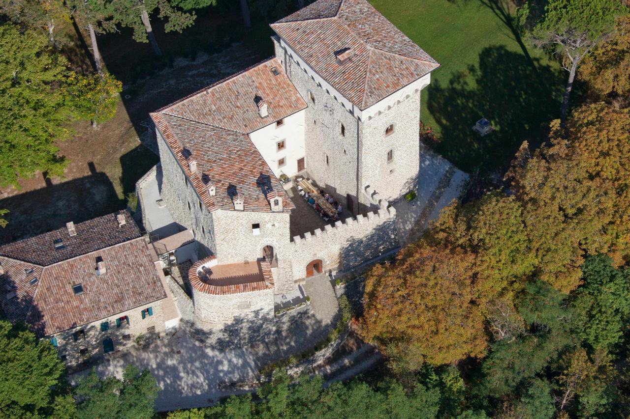 Castello Di Magrano Guest House Carbonesca Exterior foto